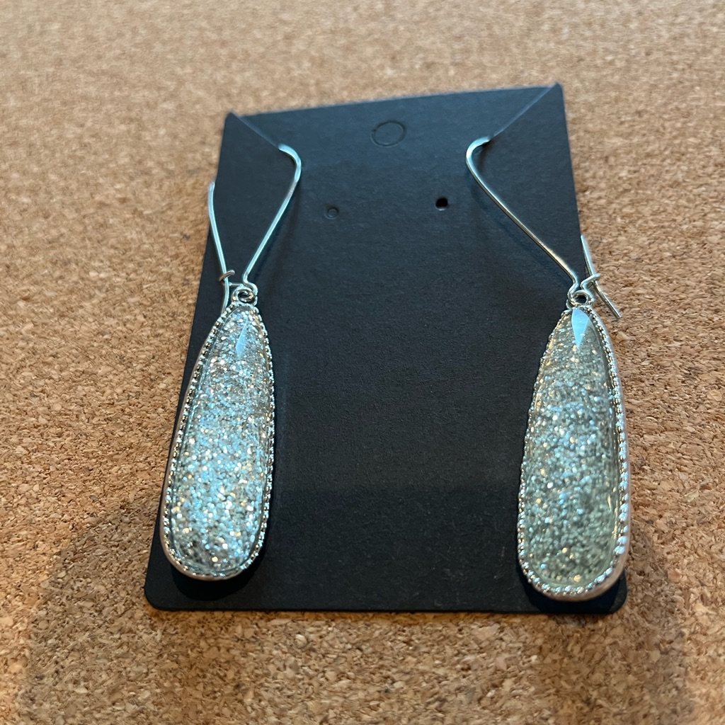 Bogo Catherines Fashion Earrings Bogo 10$